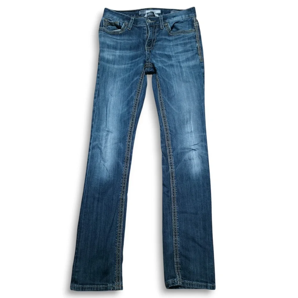 BKE Jeans Men's Size 29 x 31 Medium Wash Alec Straight Leg Distressed